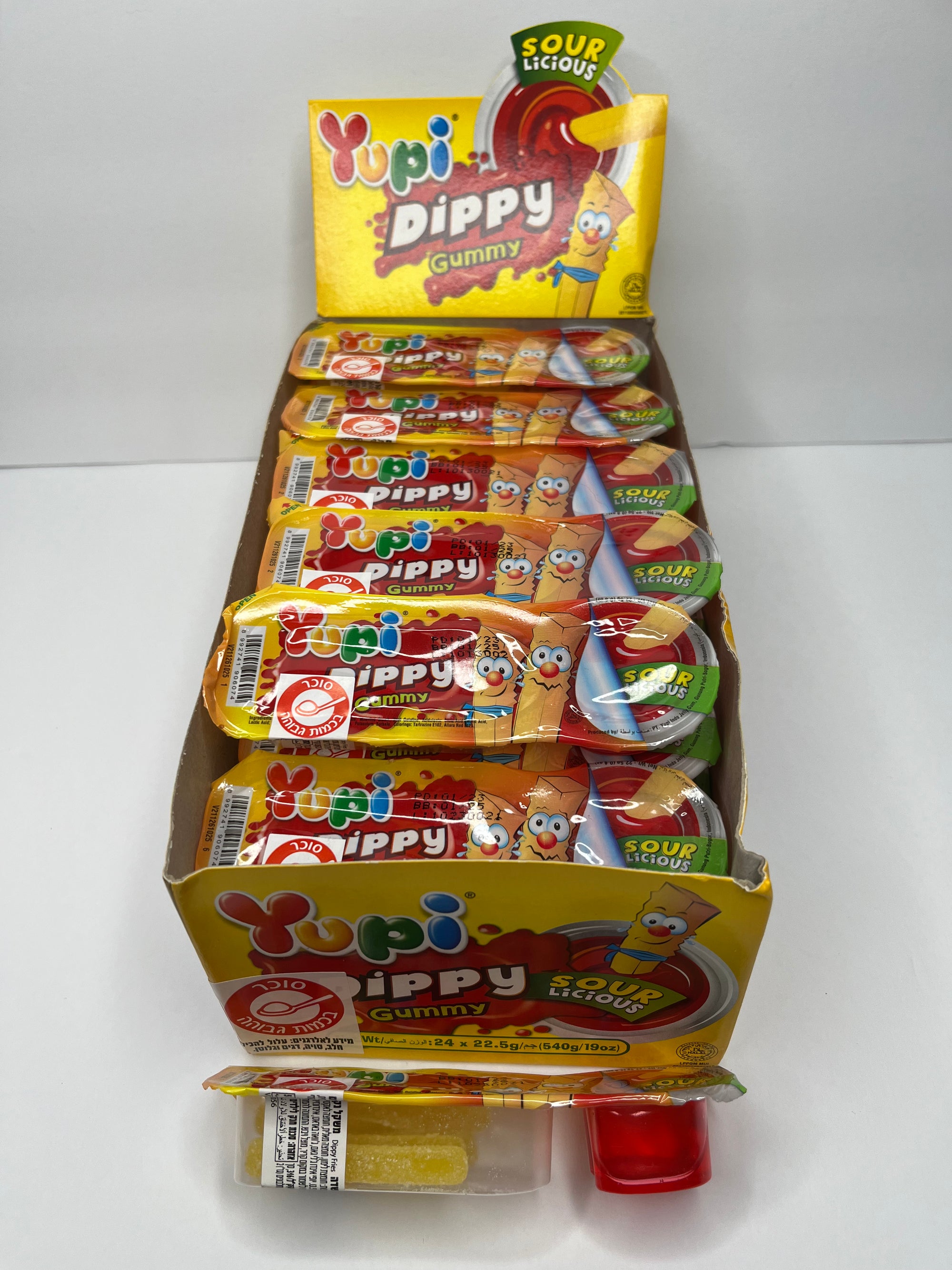 Yupi Sour Dip Gummy Fries (Middle East)